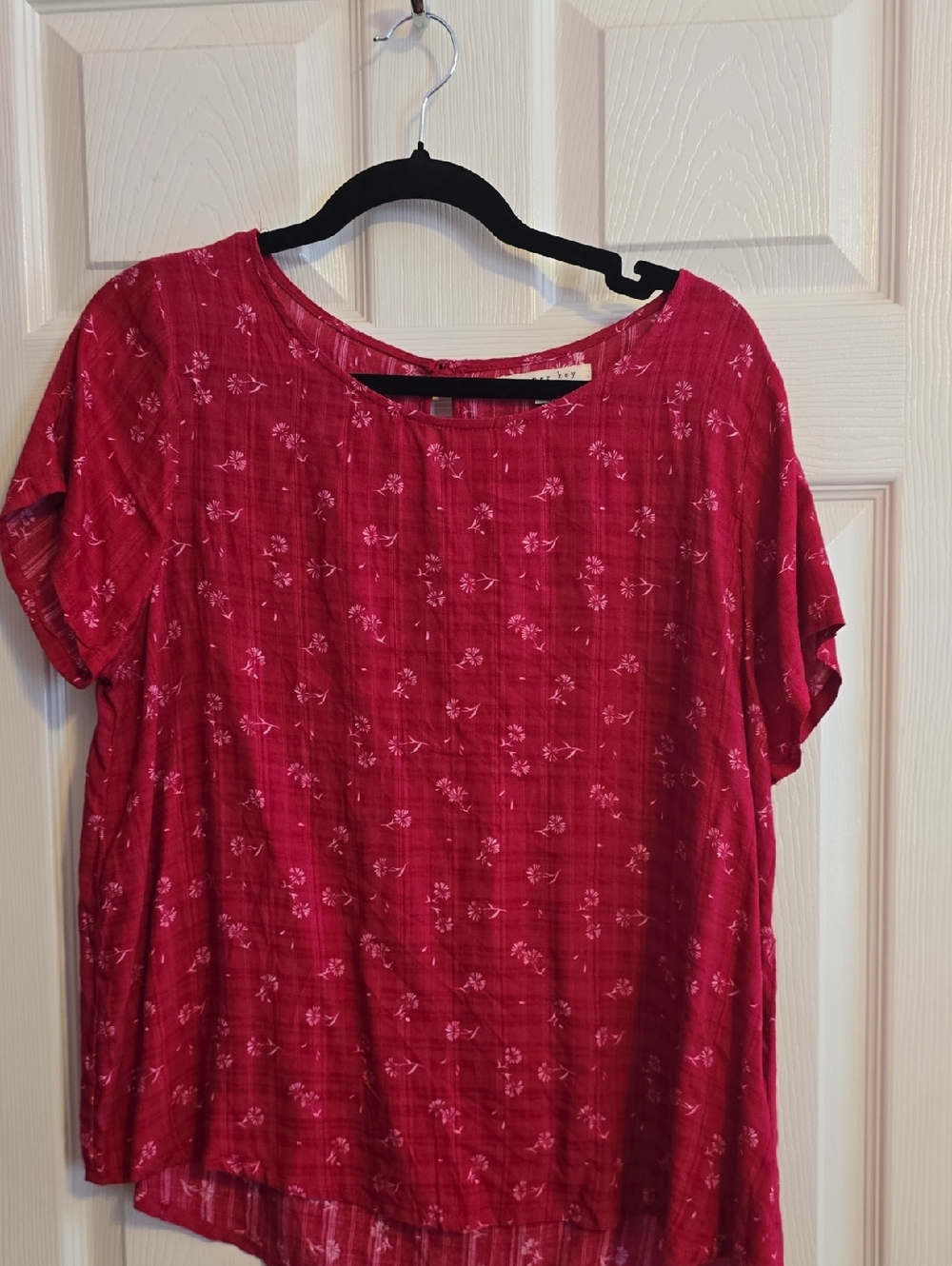 Copper Key Raspberry Short-Sleeve‎ Floral Tee